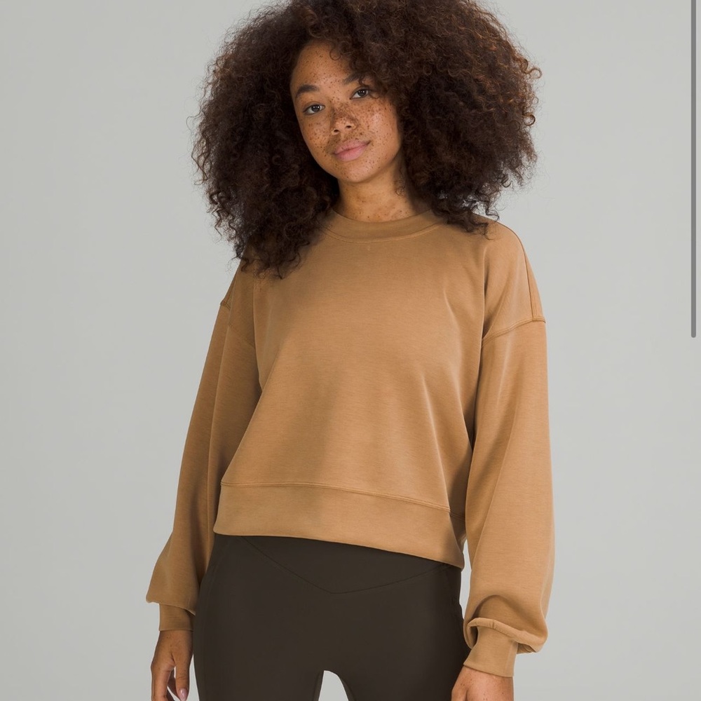 NWT lululemon perfectly oversized cropped crew softstreme sz 12